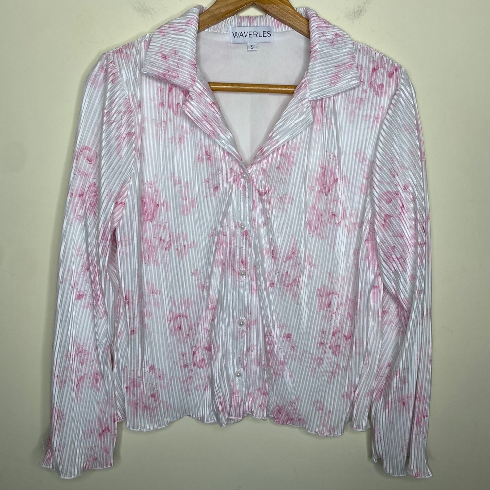 Waverles Size Small Pink and White Micro Pleated Floral Pajama Set Top
